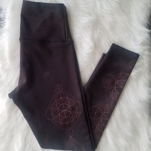 Onzie Flow Leggings